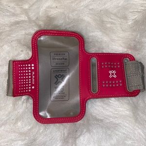 Arm band for phone